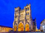 Fidexi-Location-meublee-EHPAD-Amiens-Jardins-Henriville-cathedrale
